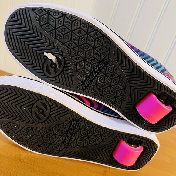 Heelys PRO 20 PRINTS BLACK RAINBOW Zebra Print Skate Rolling Shoe Women 5 YTH 4 - Picture 9 of 10